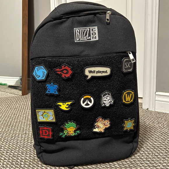 Blizzard BlizzCon Backpack with multiple patches - Picture 1 of 5